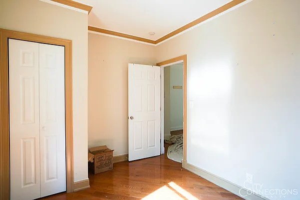 Rented by City Connections Realty | media 11