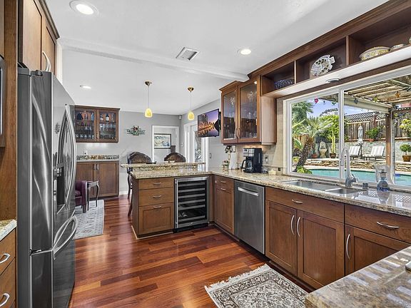 4th image of 10328 Amaro Ct