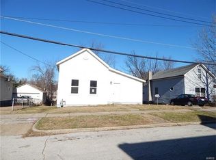 211 Broadway Ave, Crystal City, MO 63019