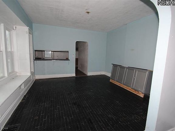 3rd image of 3190-3192 W 58th St