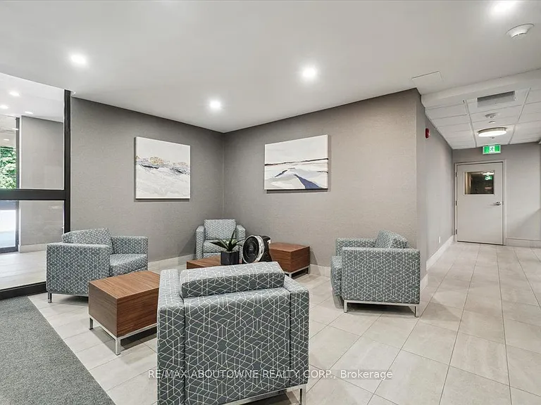 60 Park Ave #1003 — Photo 2