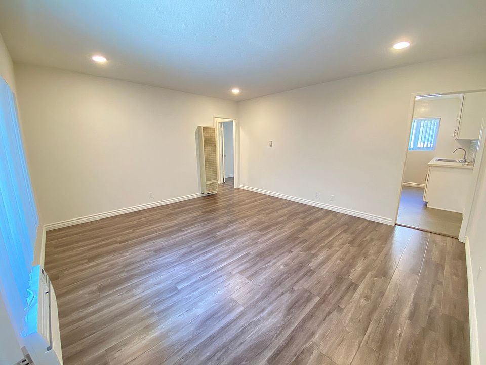 1st image of 3635 Westwood Blvd APT 2