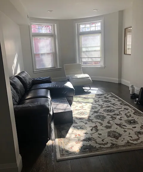7 Strathmore Rd #1F — Photo 4
