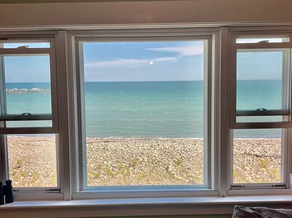 24 Winthrop Shore Dr #2, Winthrop, MA 02152