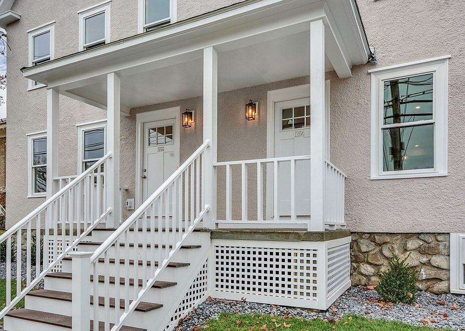 1266 Main St #2, Concord, MA 01742 | Zillow