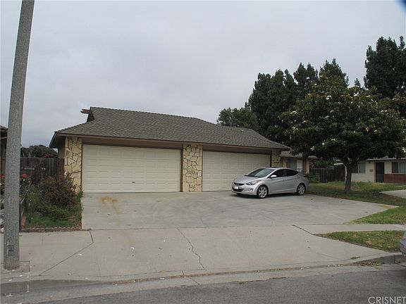 3rd image of 9422 Petit Cir