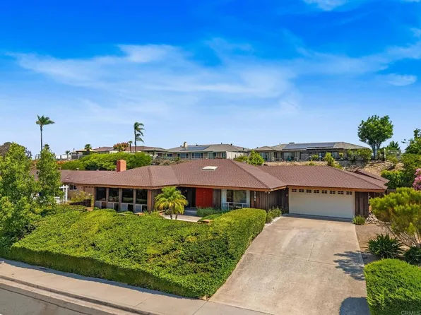 2106 Windmill View Rd, El Cajon, CA 92020