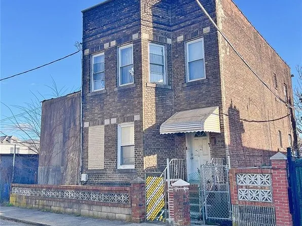 48 Lake Pl, Brooklyn, NY 11223
