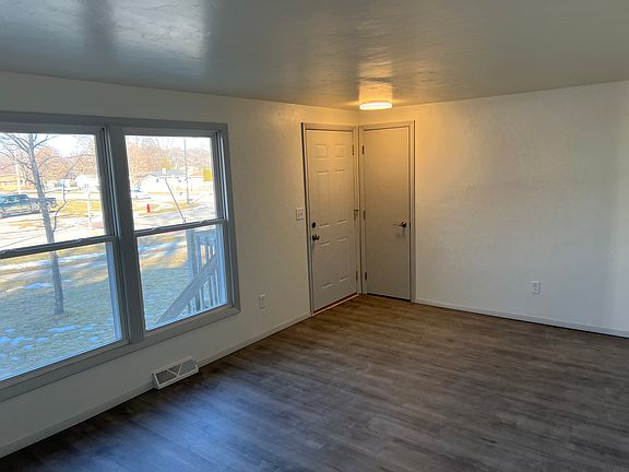 4th image of 3009 Glendale Ave #3009