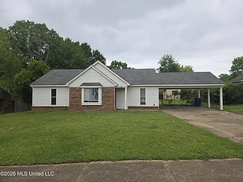 3560 Lakehurst Dr Photo 1
