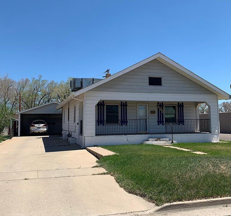 1st image of 840 Brown Ave