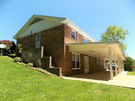 5th image of 320 Holston Ter
