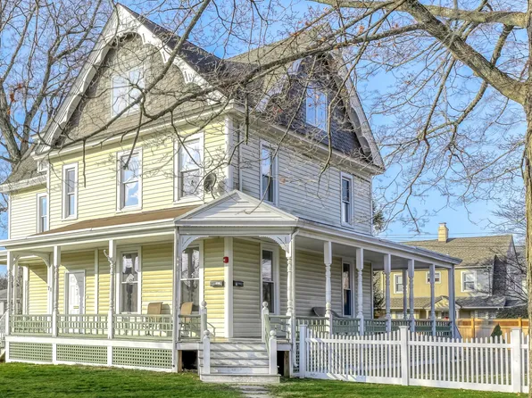 71 Washington Ave, Suffern, NY 10901