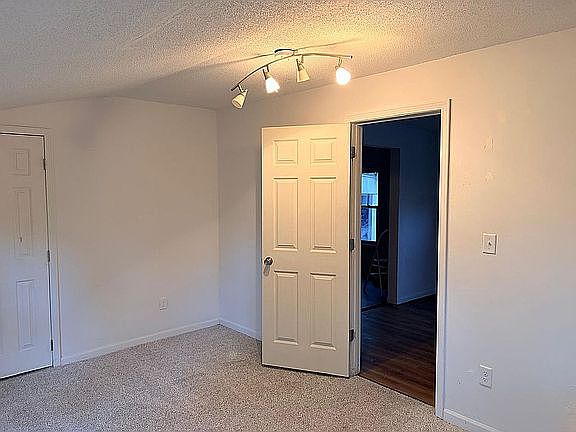 5th image of 2520 E 34th St
