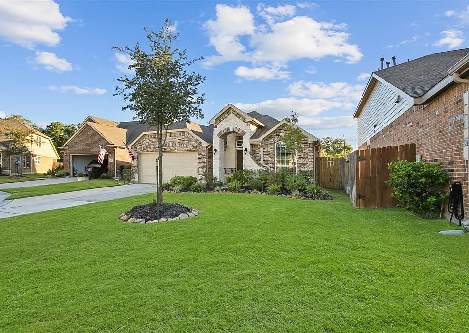 1st image of 2911 Fox Vale Ct