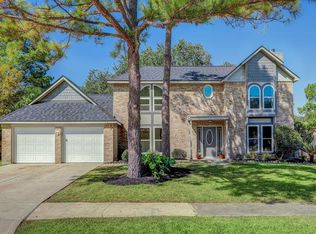 802 Sandringham Dr, Friendswood, TX 77546