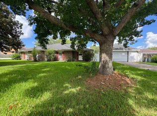 305 Snead St, Berwick, LA 70342