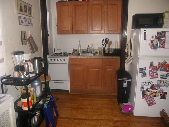5th image of 42-36 215th St