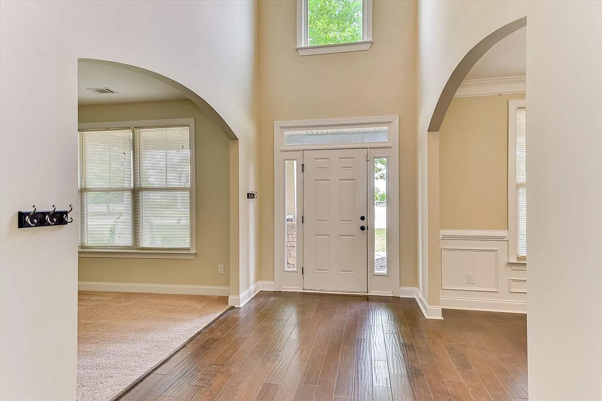 4215 Windslow Drive — Photo 3
