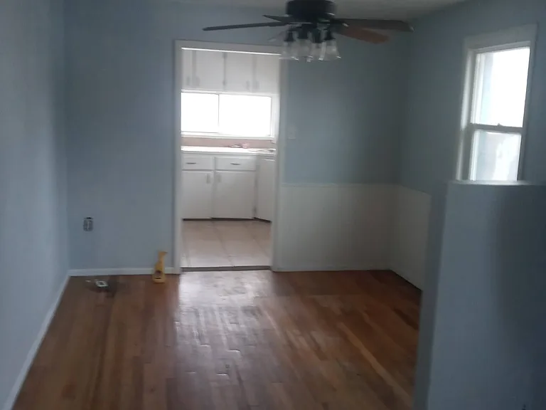 5902 Secrest Dr — Photo 5