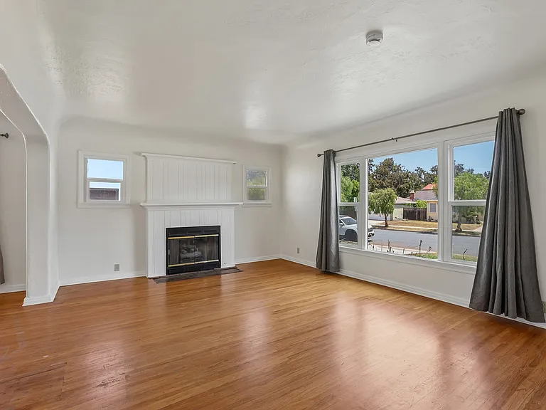 2214 Euclid St — Photo 24