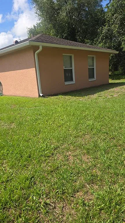 3 bed, 2.0 bath, 1889 sqft, $1,900 — Photo 3
