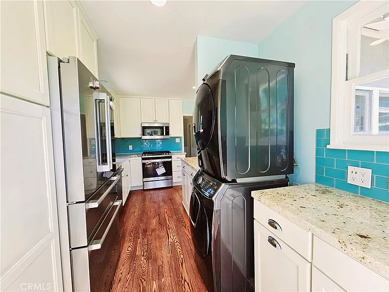 743 Kerns Ave — Photo 10
