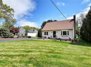 390 Hayes Rd, Rocky Hill, CT 06067