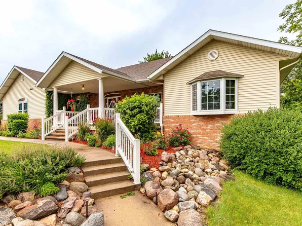 2300 N Terrace Dr, Webster City, IA 50595