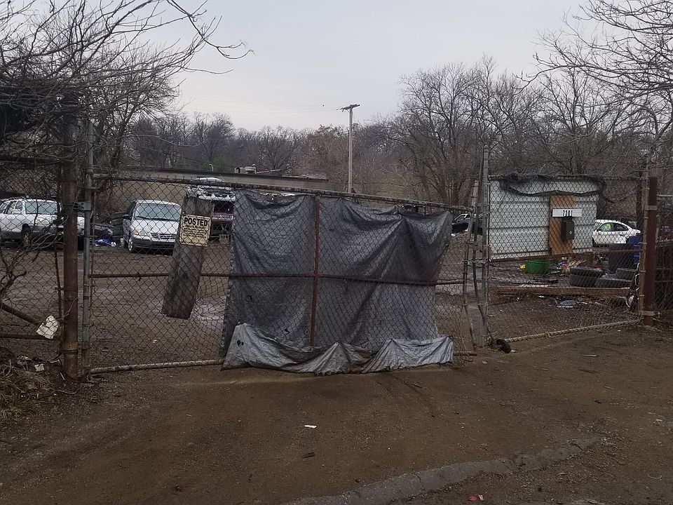 1st image of 7311 Bulwer Ave