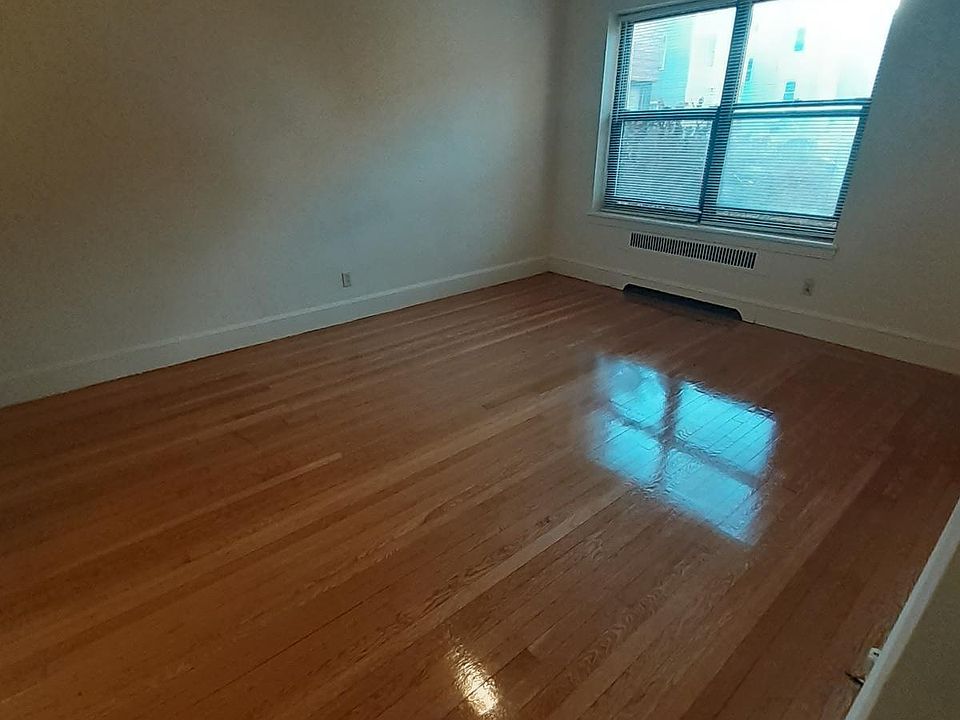 1st image of 218 Waterman St #91b5b5ebe