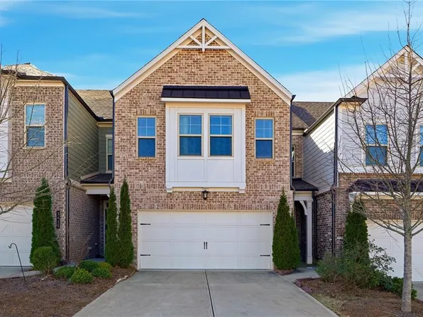 3425 Hardy St, Cumming, GA 30041