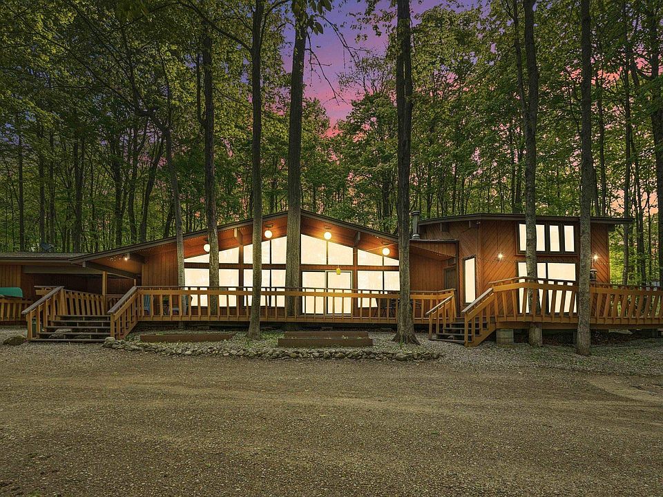 1st image of 5811 E Village Dr