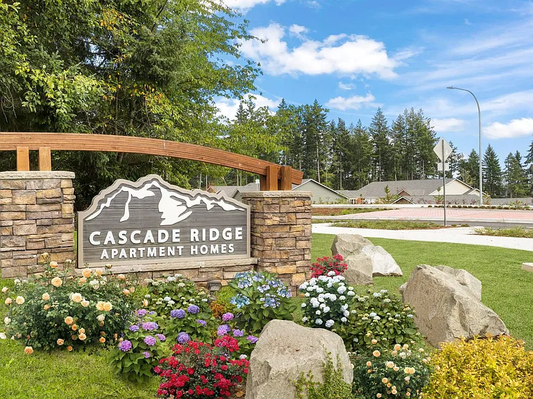 Cascade Ridge — Photo 25