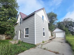 523 W 3rd St, Miller, SD 57362