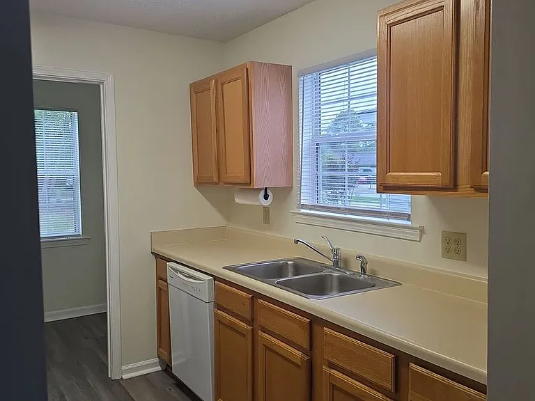 9804A Whitfield Avenue Ext — Photo 9