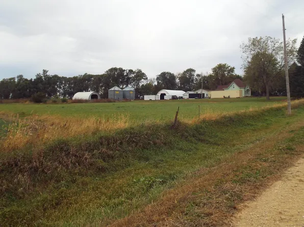 2753 Redwing Ave, Sanborn, IA 51248
