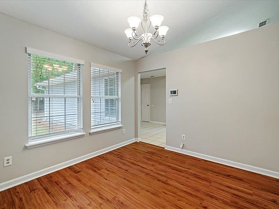 4th image of 8802 Minnow Creek Dr