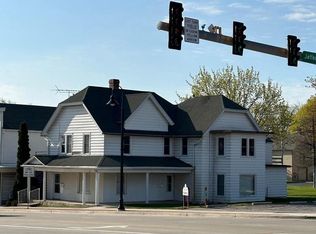 229 W Main St, Waterford, WI 53185