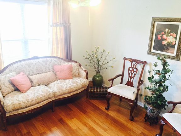 3rd image of 3289 Cool Springs Ct