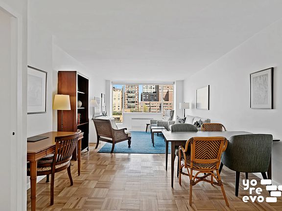 3rd image of 333 E 69th St APT 10A