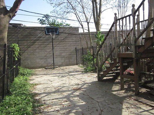 2nd image of 28 Pulaski St #01M