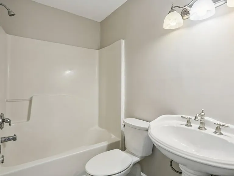753 Prince Pl NW — Photo 25