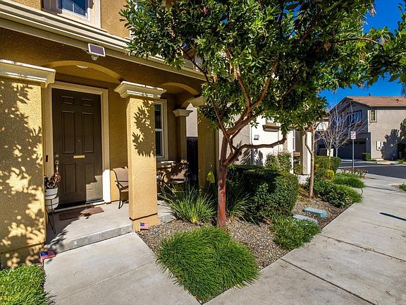 5th image of 2729 Soho Lane
