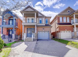 137 Laramie Cres, Vaughan, ON L6A 0R1