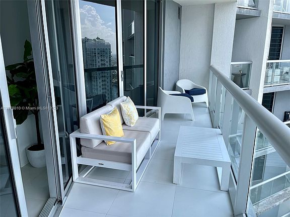 4th image of 465 Brickell Ave APT 4006