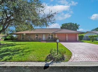 8706 NW 18th Ct, Coral Springs, FL 33071