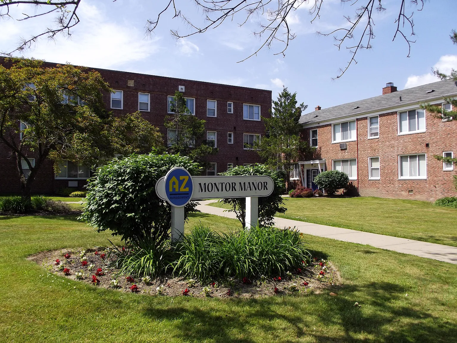 WJM Cedar Apartments — Photo 1
