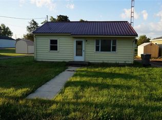 211 W Mulberry St, Waynesfield, OH 45896