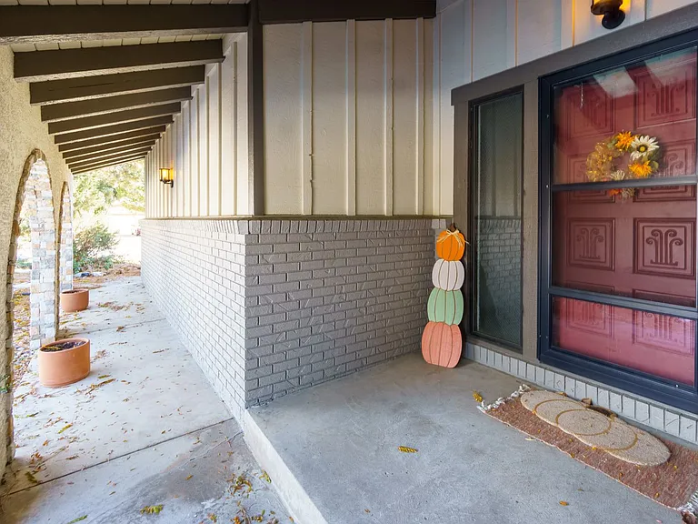 3295 W Parade Cir — Photo 33